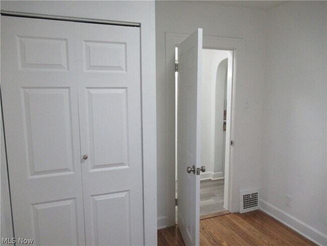 Building Photo - 4480 W 148th St