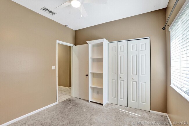 Building Photo - 10304 NW 50th Ct