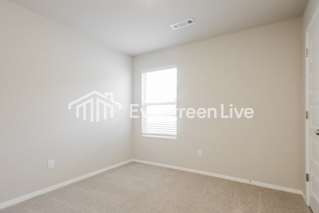 Building Photo - 2575 E Meramec St