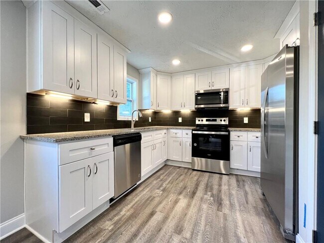 Building Photo - 189 W Jefferson St