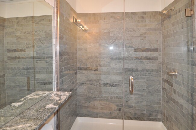 Building Photo - Wicker Park Big 3 Bedroom 2 Bath Private Coach House. Decks and Outdoor Space.