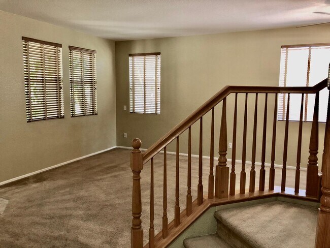 Building Photo - 24829 River Oak Ct