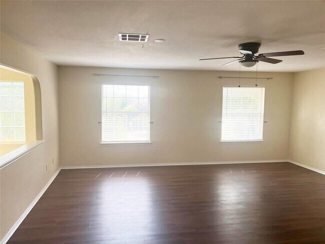 Building Photo - 3208 Dawn Mesa Ct