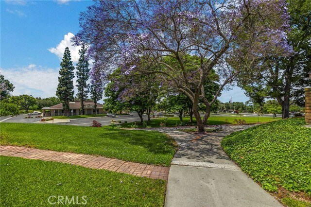 Building Photo - 15933 Alta Vista Dr