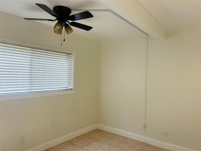 Building Photo - 1205 S Flagler Ave