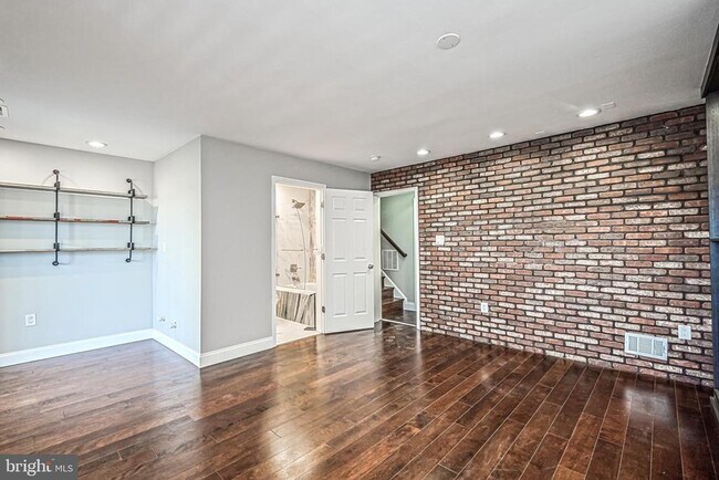 Building Photo - 44171 Paget Terrace