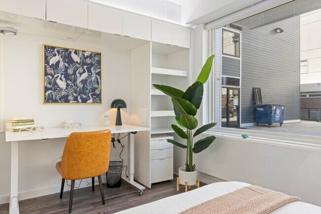 Building Photo - 12607 Larchmere Blvd