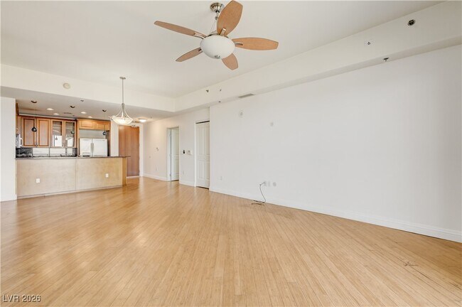 Building Photo - 8255 S Las Vegas Blvd