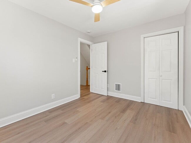 Building Photo - Beautifully Renovated 4-Bedroom Home with Designer Kitchen, Updated Bath & Central Air – Availabl...