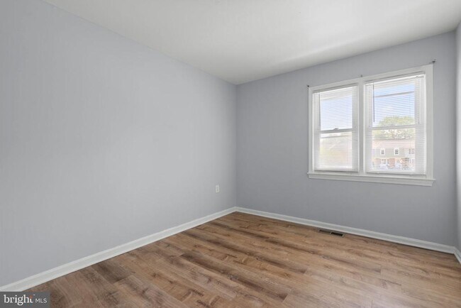 Building Photo - 9130 Bobwhite Cir