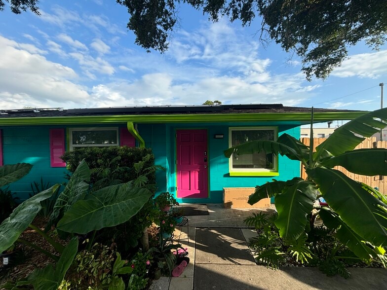 Building Photo - 10598 67th Ave