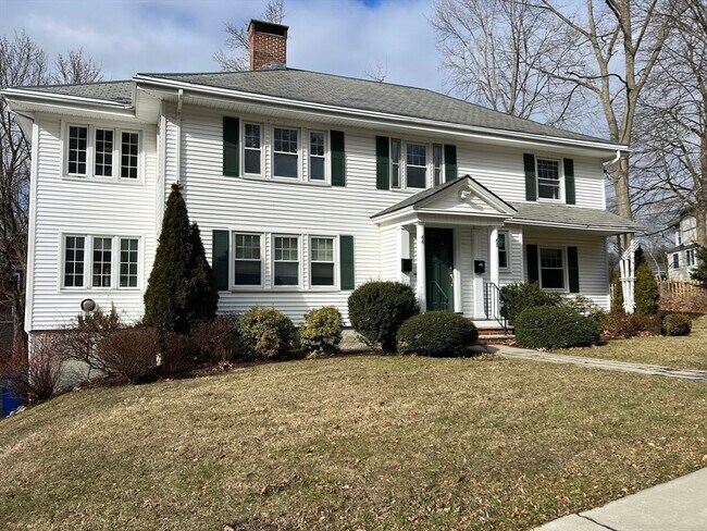 Building Photo - 66 Westchester Rd