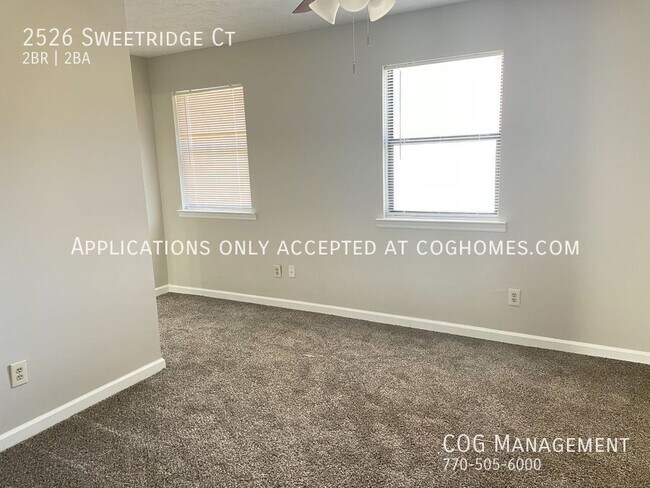 Building Photo - 2526 Sweetridge Ct