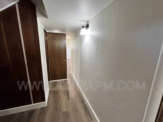 Building Photo - 270 2020 N