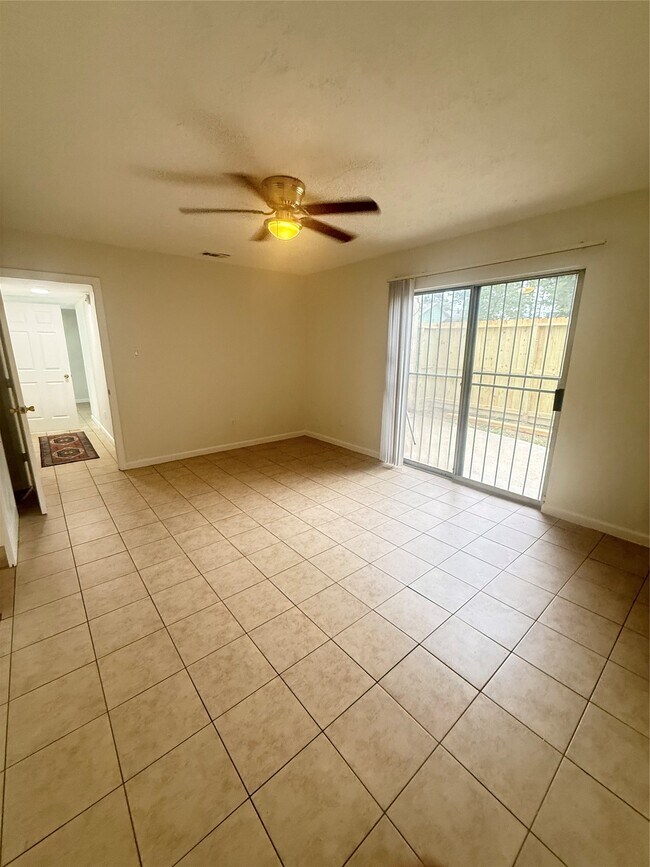 Building Photo - 12335 W Village Dr