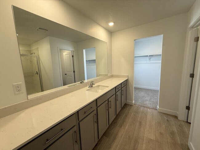 Building Photo - BRAND NEW Single Family Home