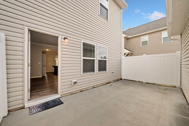 Building Photo - Morrisville End Unit Townhouse: Available June 10th