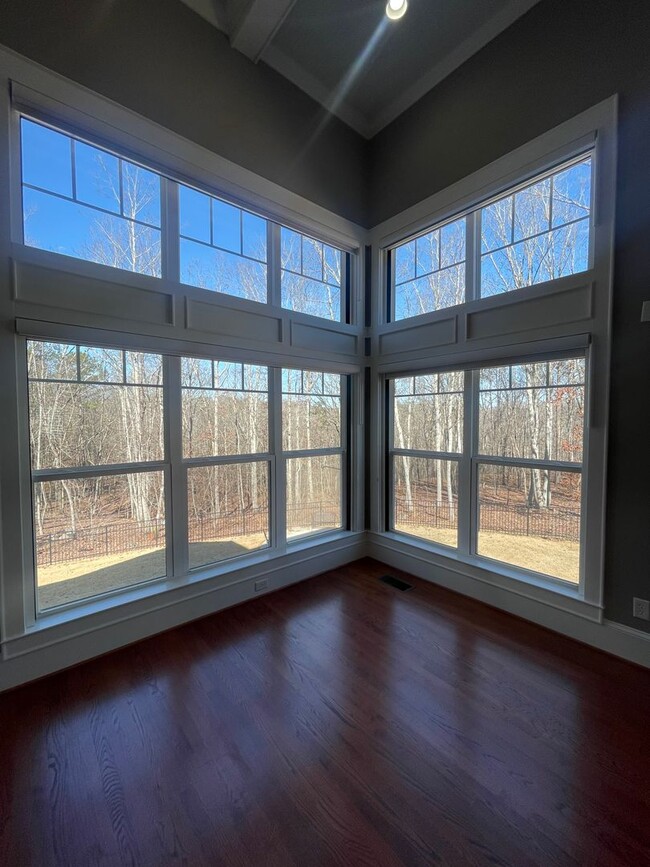 Building Photo - 4 Bedroom Soddy Daisy Rental Property with...