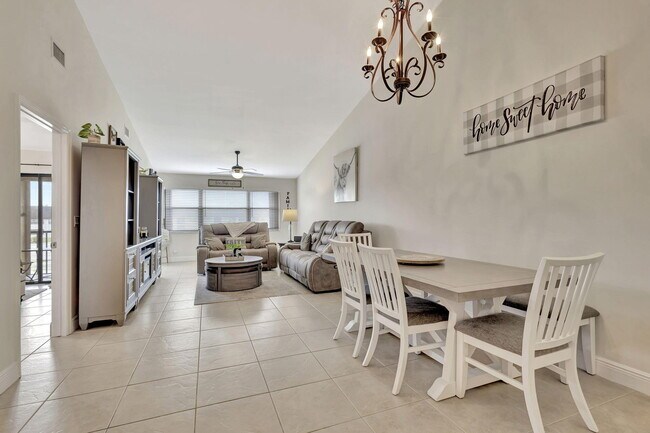 Building Photo - 4693 Lucerne Lakes Blvd E