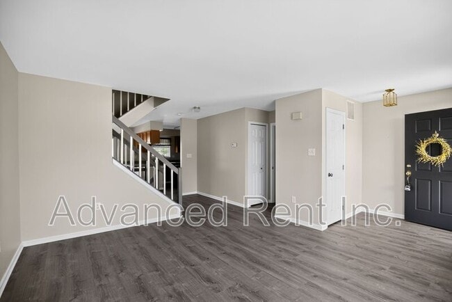 Building Photo - 339 Overlea Pl