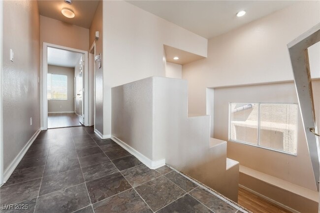 Building Photo - 3412 Lonesome Drum St