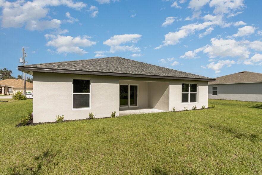 Building Photo - 391 Salvador Dr