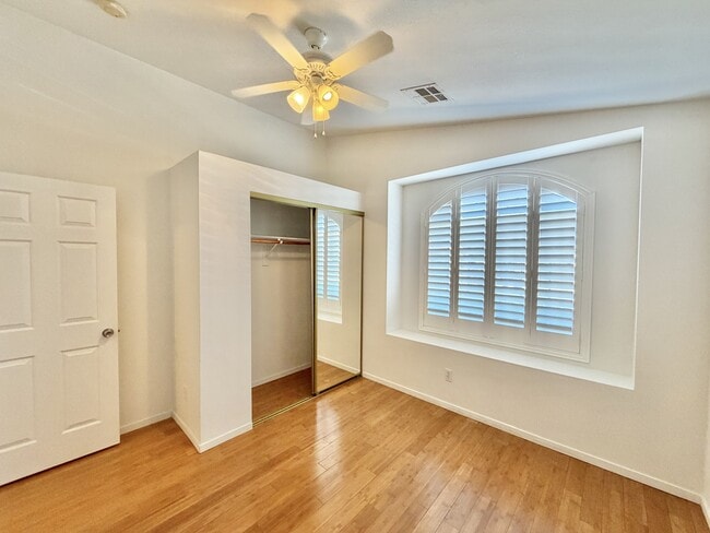 Building Photo - 8319 Haven Cove Ave