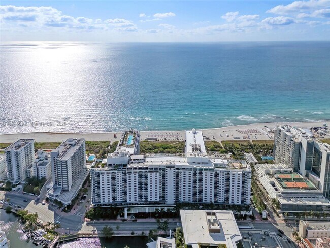 Building Photo - 2301 Collins Ave