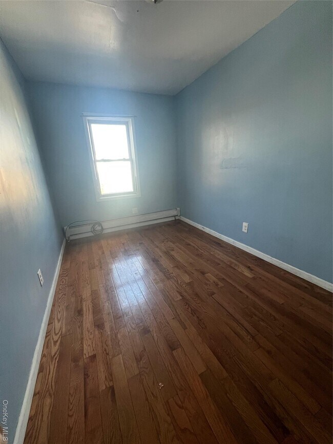 Building Photo - 177-37 106th Ave