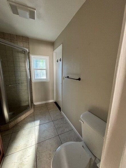 Building Photo - 267 Rio Vista Dr