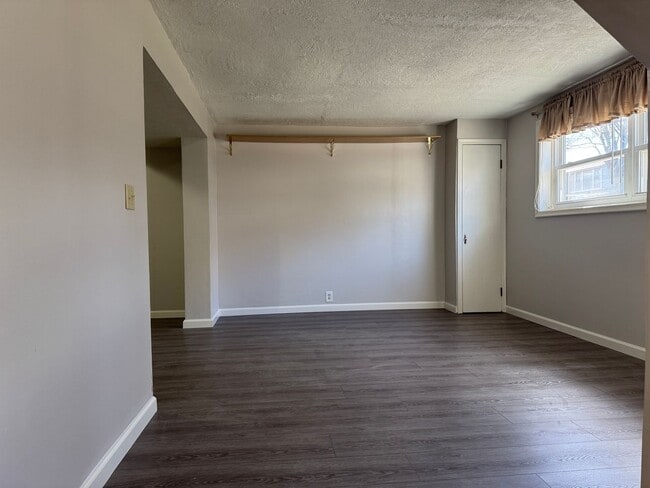 Building Photo - Move-In Ready 3-Bedroom Home in Prime La Vista Location!