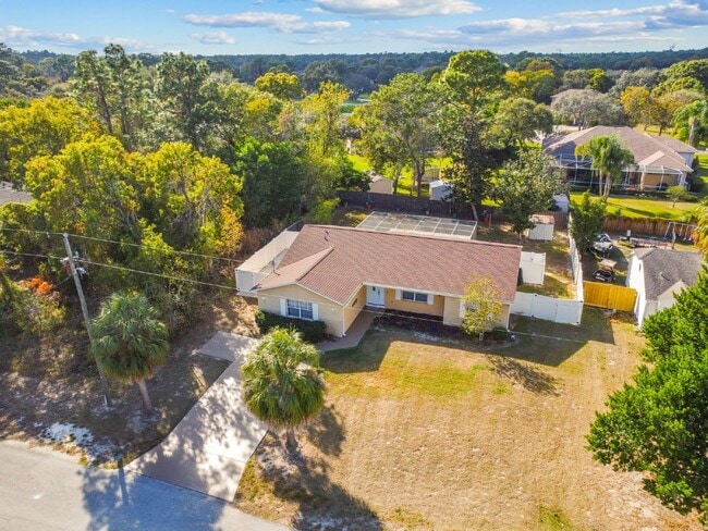 Building Photo - ***PRIVATE HEATED POOL*** Beautiful, Fully-Furnished 3-Bedroom Home Available April 1, 2026!   **...