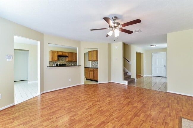 Building Photo - 22530 Heather Way Ct