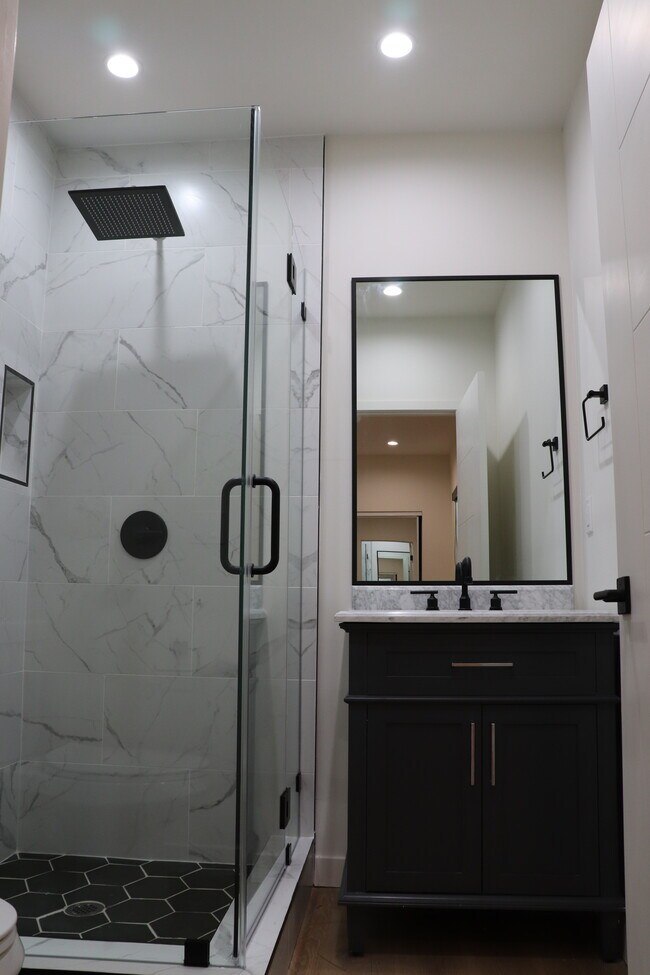 Building Photo - 9500 Penfield Ave