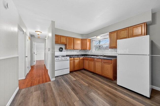 Building Photo - 10412 Gardo Ct