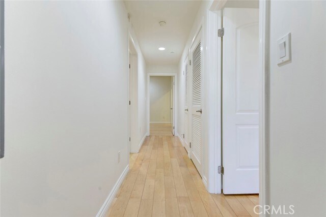 Building Photo - 556 E Palm Ave