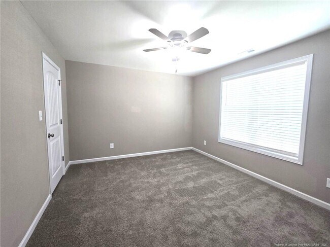 Building Photo - 7018 Summerlin Dr