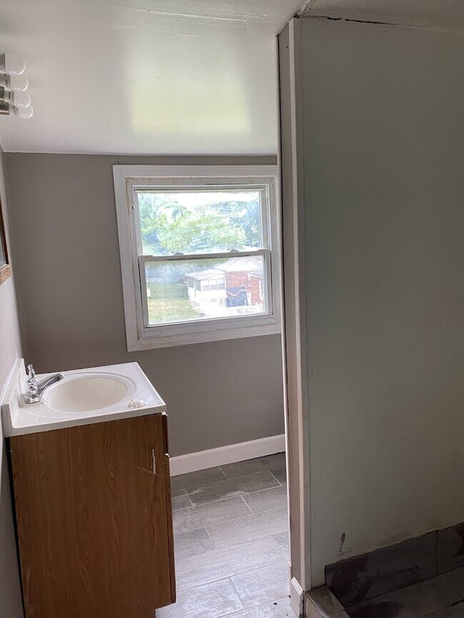 Building Photo - 7061 Idlewild Ave