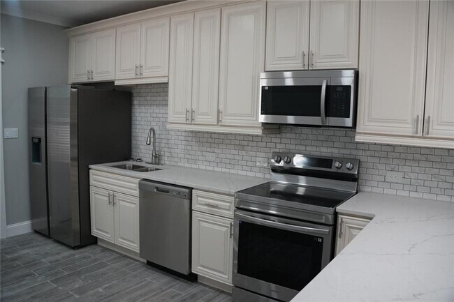 Building Photo - 3800 Raiders Ridge Dr