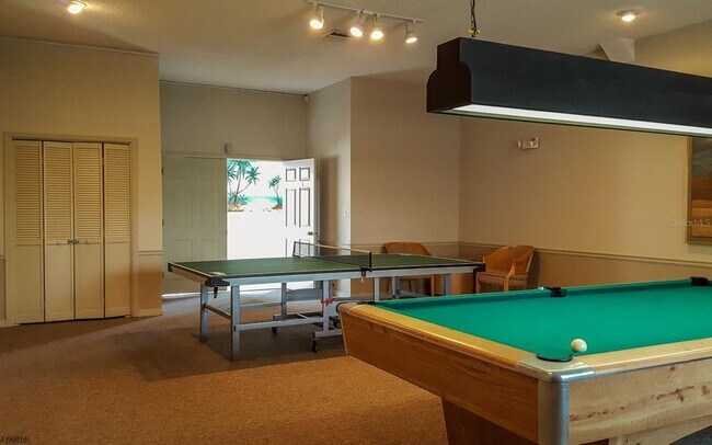 Building Photo - 6600 Sunset Way