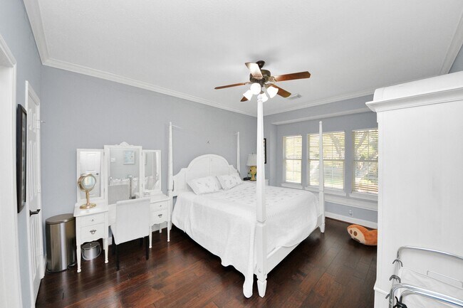 Building Photo - 22010 Castlewind Ct