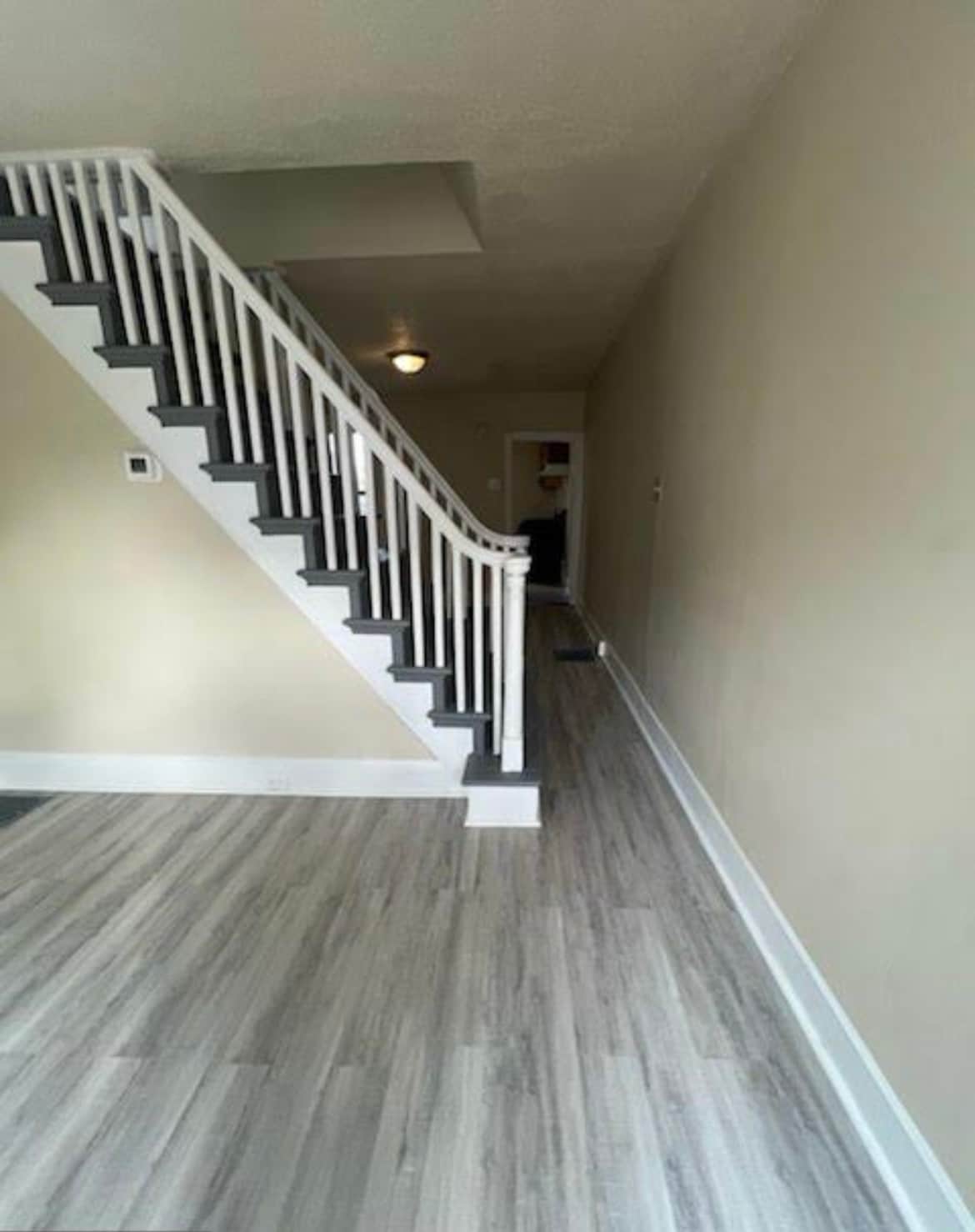 Building Photo - 11 Cedar St