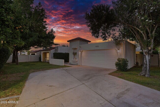 Building Photo - 7352 E Valley Vista Dr