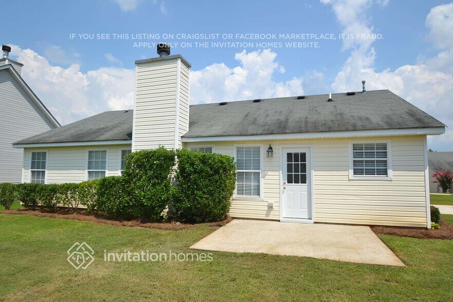 Building Photo - 2992 Knoll View Pl