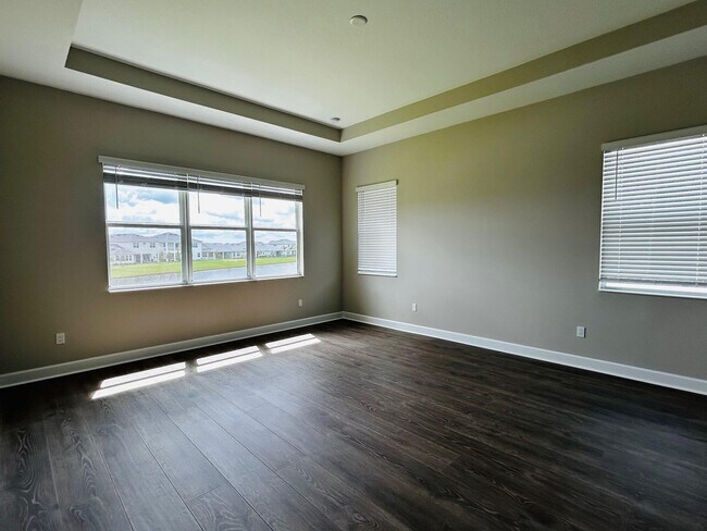 Building Photo - 5468 Pecan Dr