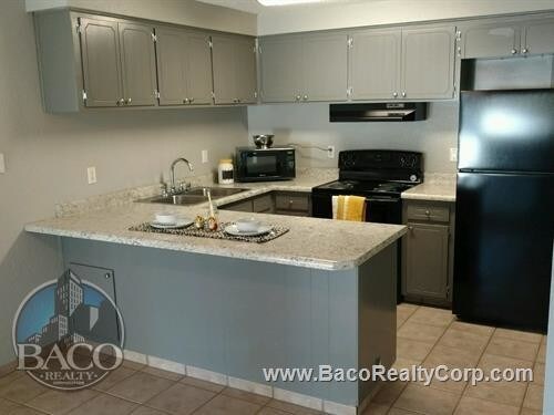 Building Photo - Villa East Apartments