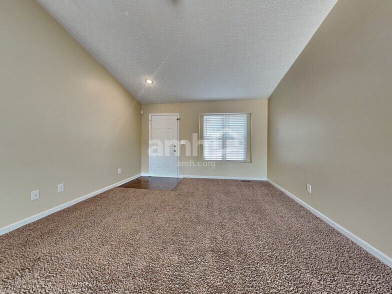 Building Photo - 1106 Brookstone Dr