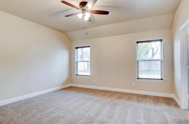 Building Photo - 125 N Las Vegas Trail