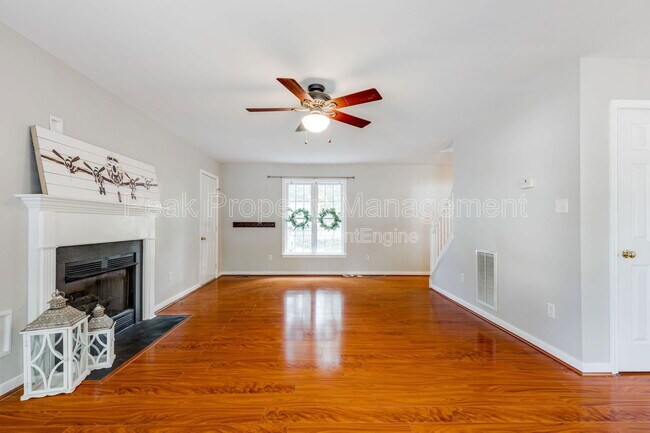 Building Photo - 5200 Parrish Creek Dr