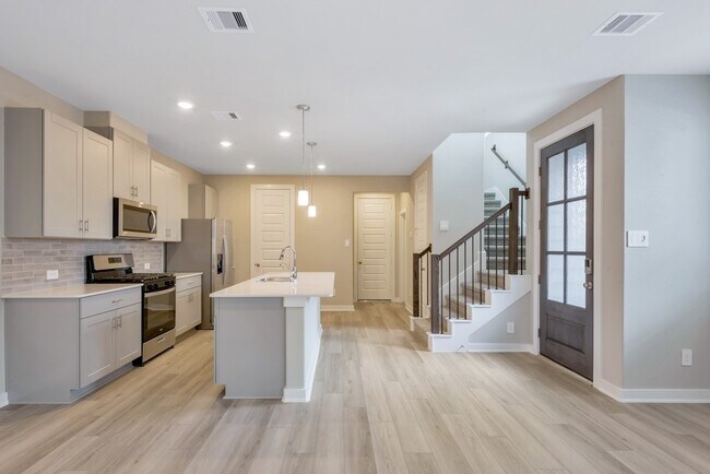 Building Photo - 4130 Good Vineyard Ln